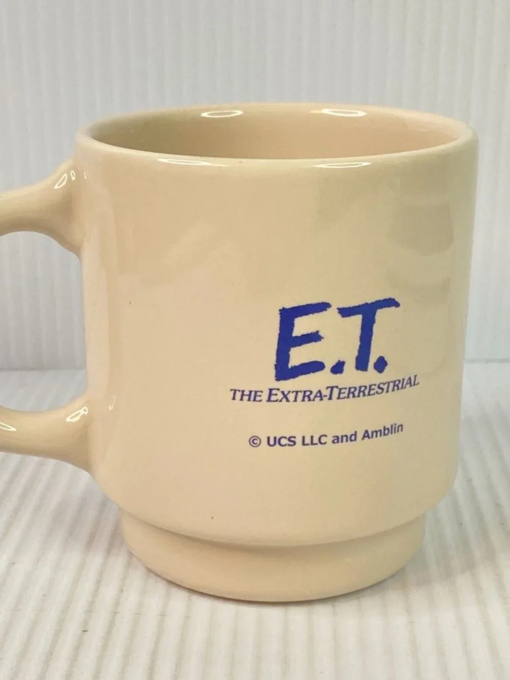ET The Extra Terrestrial Movie Coffee Mug UCS LLC Amblin Entertainment